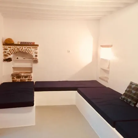 Semesterbostad Traditional House Kamari